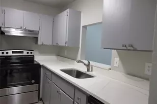 4240 Woodside Dr, Coral Springs, FL 33065 - Photo 15