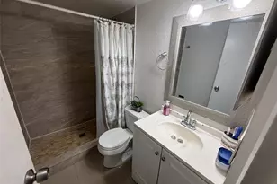 2601 NW 48th Terrace, Lauderdale Lakes, FL 33313 - Photo 9