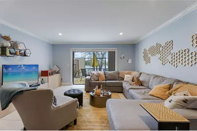 1225 NW 98th Ter, Unit #144, Pembroke Pines, FL 33024 - Photo 5