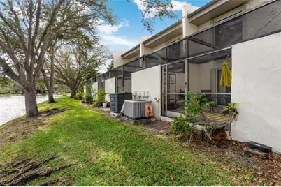 1225 NW 98th Ter, Unit #144, Pembroke Pines, FL 33024 - Photo 9