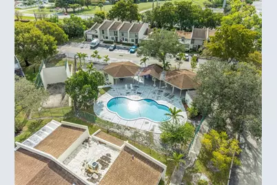 1225 NW 98th Ter, Unit #144, Pembroke Pines, FL 33024 - Photo 27