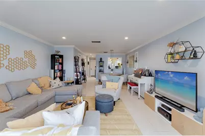 1225 NW 98th Ter, Unit #144, Pembroke Pines, FL 33024 - Photo 13