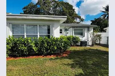 1040 N 74th Way, Hollywood, FL 33024 - Photo 23