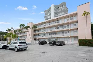 625 Antioch Ave, Fort Lauderdale, FL 33304 - Photo 11