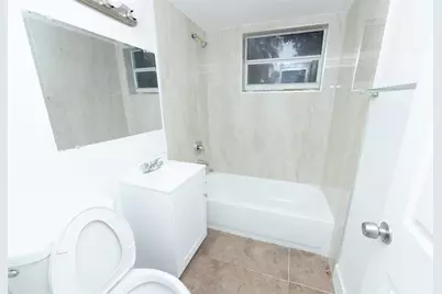 205 NW 33rd Ave, Lauderhill, FL 33311 - Photo 17