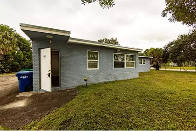 205 NW 33rd Ave, Lauderhill, FL 33311 - Photo 3