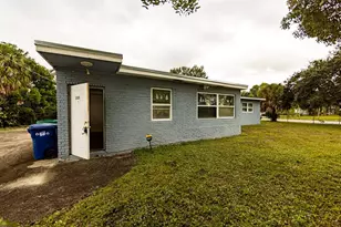 205 NW 33rd Ave, Lauderhill, FL 33311 - Photo 3