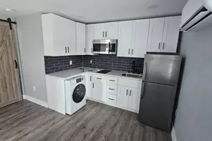 1202 NE 3rd Ave, Fort Lauderdale, FL 33304 - Photo 3