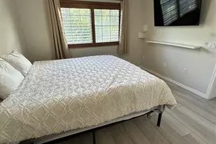 2131 SE 10th Ave, Fort Lauderdale, FL 33316 - Photo 9