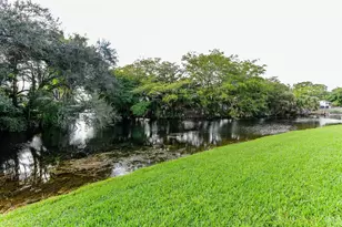 505 S Pine Island Rd, Fort Lauderdale, FL 33324 - Photo 27