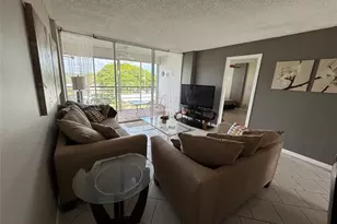 120 Royal Pk Dr, Oakland Park, FL 33309 - Photo 7