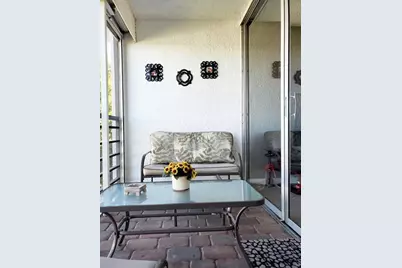 120  Royal Park Dr, Unit #B4, Oakland Park, FL 33309 - Photo 15