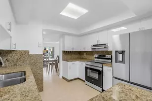 3827 NE 166th St, North Miami Beach, FL 33160 - Photo 7