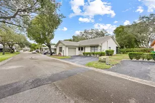 425 Shadow Wood Ln, Coral Springs, FL 33071 - Photo 1