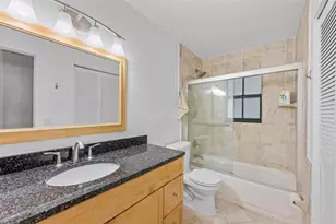 425 Shadow Wood Ln, Coral Springs, FL 33071 - Photo 19