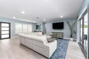 2219 SE 15th St, Pompano Beach, FL 33062 - Photo 7