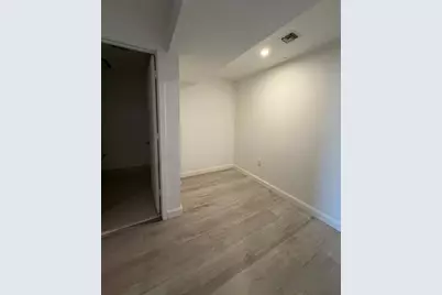 45 SW 9th St, Unit #3110, Miami, FL 33130 - Photo 9