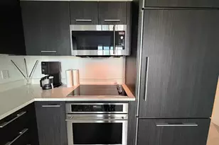 45 SW 9th St, Miami, FL 33130 - Photo 13