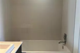 45 SW 9th St, Miami, FL 33130 - Photo 19