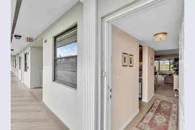6049  Balboa Cir, Unit #406, Boca Raton, FL 33433 - Photo 5