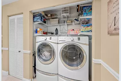 2850 E Sable Cir, Margate, FL 33063 - Photo 19