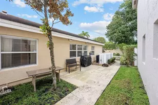 2850 E Sable Cir, Margate, FL 33063 - Photo 35