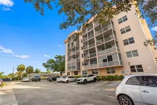 1830 Dixieanna St Unit, Hollywood, FL 33020 - Photo 1