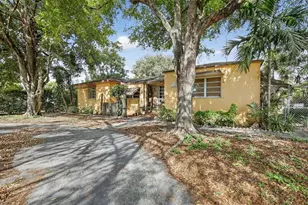 2619 Arthur St, Hollywood, FL 33020 - Photo 3