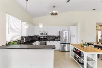 10650 NW 48th St, Coral Springs, FL 33076 - Photo 11