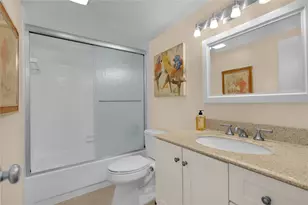 321 SE 3rd St, Dania Beach, FL 33004 - Photo 15