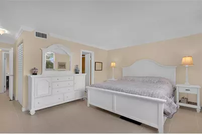 321 SE 3rd St, Unit #307, Dania Beach, FL 33004 - Photo 11