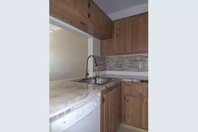 10037  Winding Lake Rd, Unit #102, Sunrise, FL 33351 - Photo 5