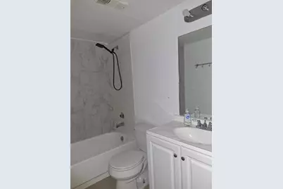 10037  Winding Lake Rd, Unit #102, Sunrise, FL 33351 - Photo 11