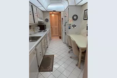 7081  Environ Blvd, Unit #440, Lauderhill, FL 33319 - Photo 5