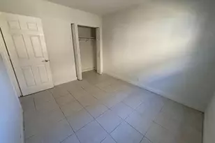 4061 N Dixie Hwy, Oakland Park, FL 33334 - Photo 9