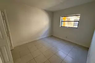 4061 N Dixie Hwy, Oakland Park, FL 33334 - Photo 11