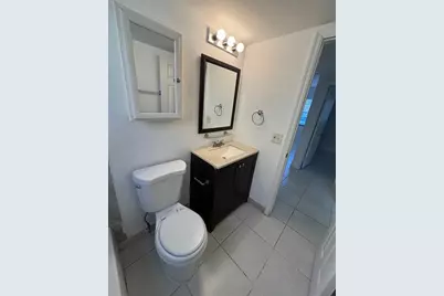 4061 N Dixie Hwy, Unit #17, Oakland Park, FL 33334 - Photo 13