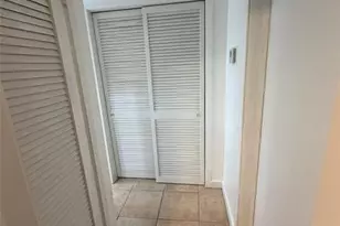 5203 NE 24th Terrace, Fort Lauderdale, FL 33308 - Photo 11