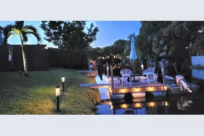 140 SW 126th Ave, Plantation, FL 33325 - Photo 7