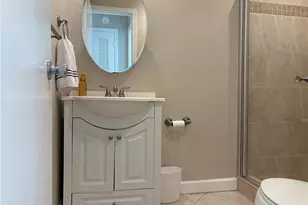 8701 NW 11th St, Plantation, FL 33322 - Photo 9