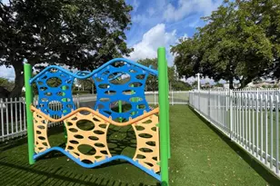 140 NW 151st Ave, Pembroke Pines, FL 33028 - Photo 27