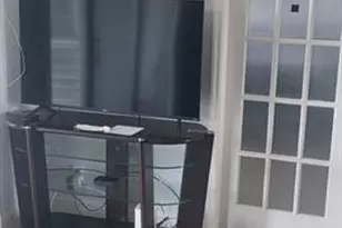 625 Oaks Dr, Pompano Beach, FL 33069 - Photo 11