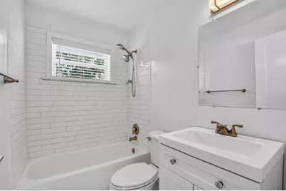 954 SE 7th St, Deerfield Beach, FL 33441 - Photo 11