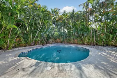 954 SE 7th St, Deerfield Beach, FL 33441 - Photo 27