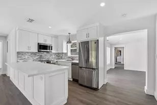 954 SE 7th St, Deerfield Beach, FL 33441 - Photo 7