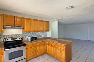 928 S Federal Hwy, Lake Worth, FL 33460 - Photo 3