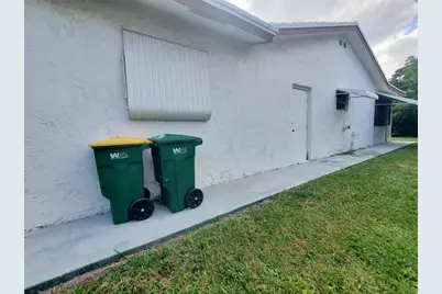 7003 NW 94th Ter, Tamarac, FL 33321 - Photo 17