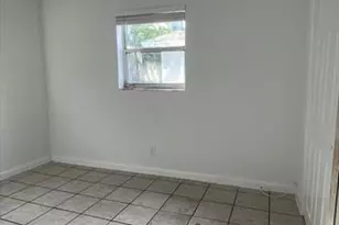 140 NW 40th St, Oakland Park, FL 33309 - Photo 7