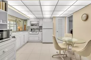 407 S Highland Dr, Hollywood, FL 33021 - Photo 5