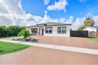 8211 NW 74th Ave, Tamarac, FL 33321 - Photo 37